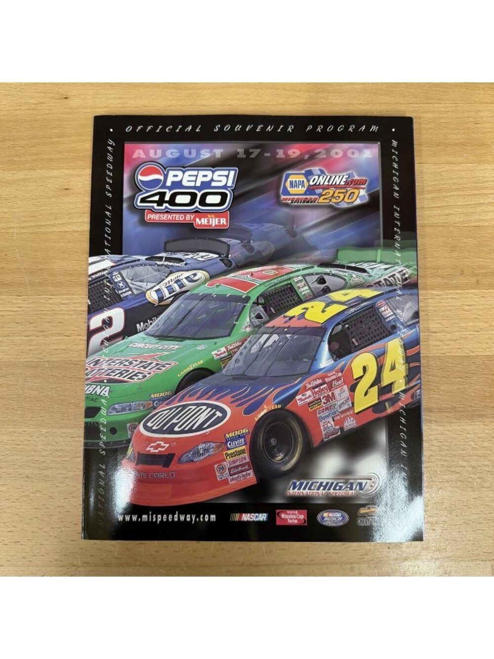 Nascar Pepsi 400 Michigan International Speedway 2001 Program Multi-color Paper